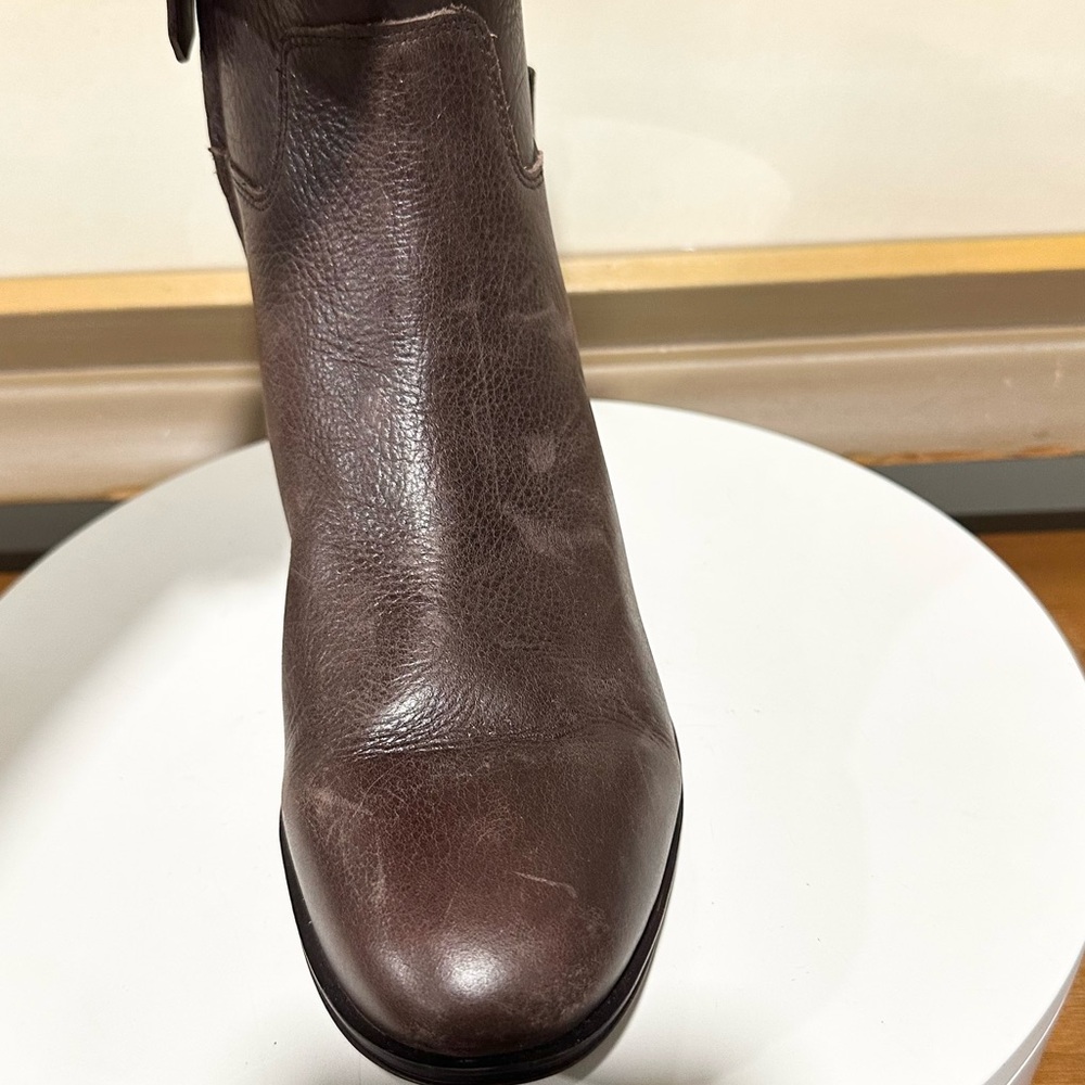 🌸SARTO by FRANCO SARTO 🌸 Brown Leather Round Toe Ankle Bootie Size: 8.5 - Picture 9 of 16